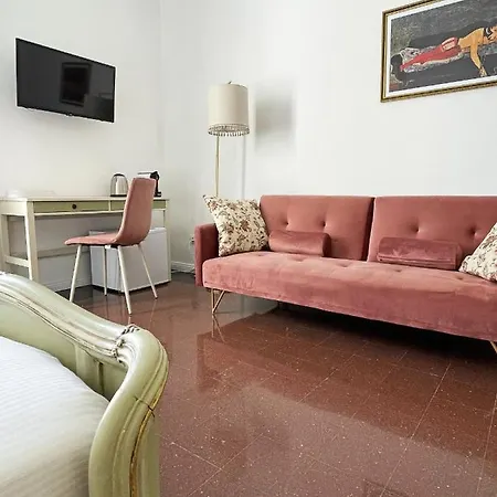 Isola - Smart Nocleg ze śniadaniem Mesyna