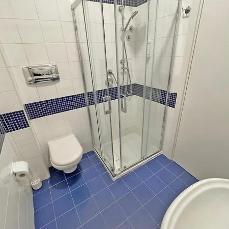 Isola - Smart 4* Mesina