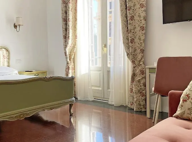 Isola - Smart Accomodation 4* Mesina