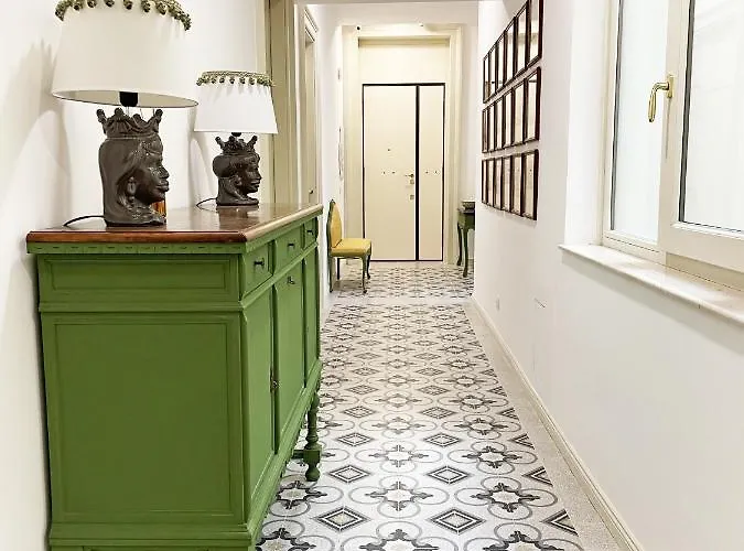 Isola - Smart Accomodation Bed and breakfast 4*